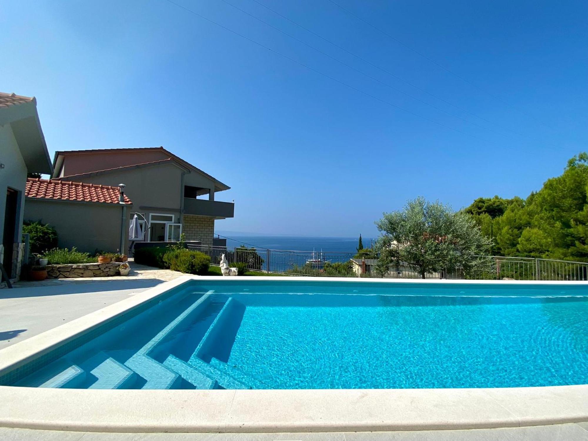 Luxury Sea View Apartment イェセニツェ エクステリア 写真