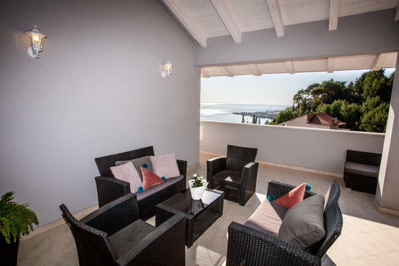 Luxury Sea View Apartment イェセニツェ エクステリア 写真